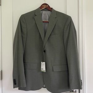 H&M Green Tailored Suit with Modern Silhouette